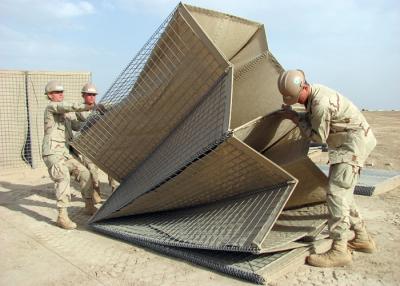 China Gespannen defensieve barrière / defensief bastion Gabion Mesh Box met bruin geotextiel voor itair Te koop