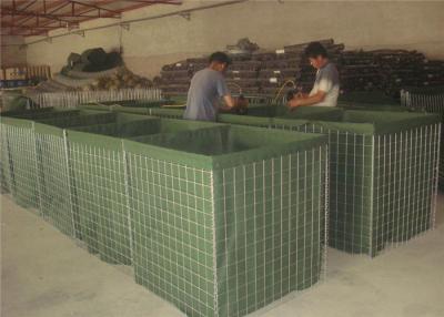 China 75x75mm 6.0mm Military Defensive Barriers Welded sand filled barriers flood control easy install for sale