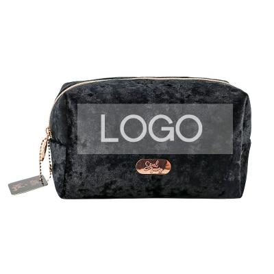 China 100% ISO Sedex FAMA Logo Custom Velvet Cosmetic Case Wholesale BSCI Eco-Friendly Make Up Bag Toiletry Bag Makeup Organizer for sale