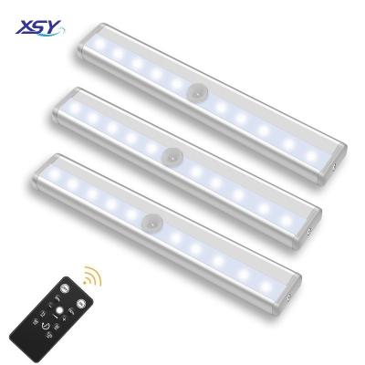 China Modern High Quality Remote Control Energy Saving Light Bulb Battery Home Office Desk Lamp Aluminum LED Lamp Holder for sale