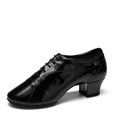 China Hot Selling Top Layer Cowhide Top Layer Whip Black Patent Leather Male Shoes For Dancing Men for sale