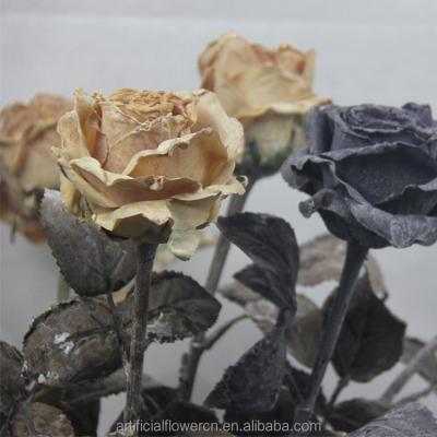 China Hot Selling Silk Artificial Plants Living Room Decor 2022 Everlasting Rose Fake Flowers For Table Decorations for sale