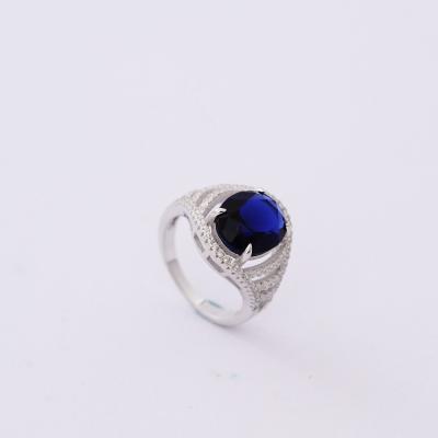 China Resin Silver Ring Wholesale Jewelry Lots Flower Shaped 5 Gram Layered Sapphire Blue Mens Silver Rings for sale