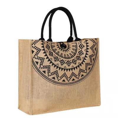 China New Design Eco-friendly Laminated Tote Carrying Gift Bag Reusable Grocery Jute Bag Wholesaler With Bottom for sale