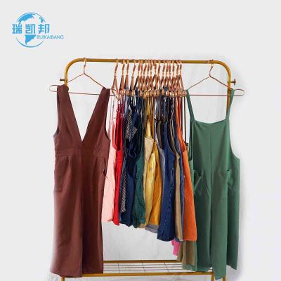 China Polyester / Cotton 2022 Raw Cheap Korean Used Clothing Bales Second Hand Original Brand Clothes for sale