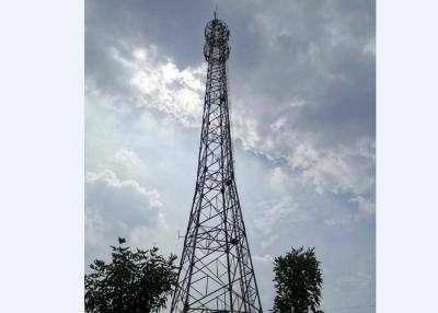 China Carga e comprimento personalizados da antena do ângulo da velocidade do vento torre de aço alta à venda