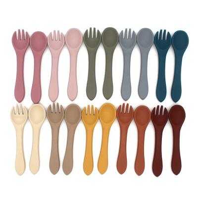 China Kids OEM/ODM BPA Silicone Baby Training Silicone Baby Spoon Baby Spoon and Fork Free Eco-Friendly Chew Set for sale