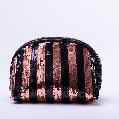 China Fashion Custom Shell Makeup Bag Vertical Beaded Rose Gold Scales Washroom Lipstick Storage Cosmetic Bags for sale