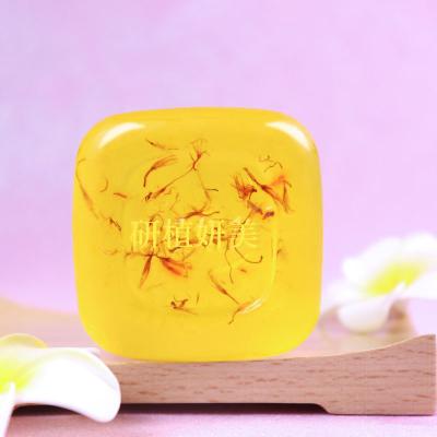 China Private Label Wholesale Natural Organic Handmade Soap 100% Natural Jabon Savon Seife Saffron Crystal Skin Lightening Soap for sale