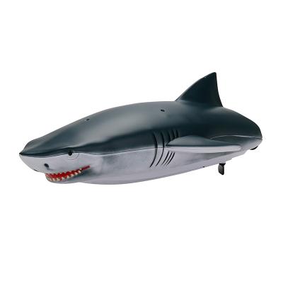 China RC model 2.4G simulation shark boat high speed and long life remote control water speedboat toy boat for sale