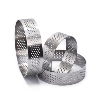 China Sustainable Perforated Heat Resistant Perforated Mousse Ring Stainless Steel Cake Tart Ring for sale