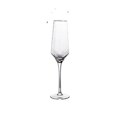 China Hot Selling Minimalist Diamonds Style Stria Wine Phnom Penh Champagne Crystal Glass Malleolar Glass Lead Free Drinking Vessel for sale