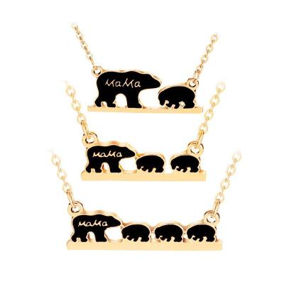 China Fashion Gold Silver Mama Bear Engraved Animal Pendant Mother Kids Love Necklace Fashion Mom and Kids Simple Jewelry for sale