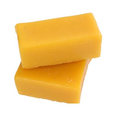 China Natural food/cosmetic beeswax block/bar/slab 100% pure yellow beeswax candle/white bee wax for candle cosmetics for sale