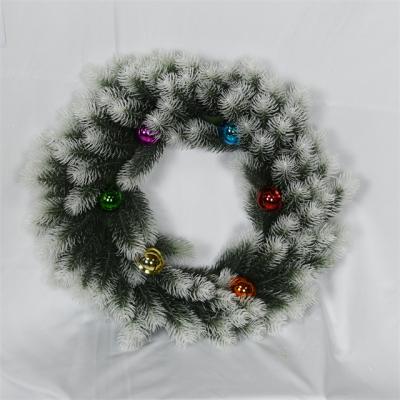 China Artificial Hot Sale Door Christmas Winter Factory Showcase Supplies Simulation Garland Holiday Hanging Decorations for sale