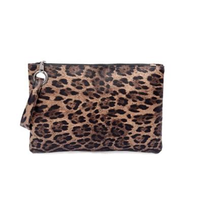 China Fashion Women Leopard Clutch Bag Designer Large Capacity Clutch Bag Lady Wristlet Purse Evening Bag for sale