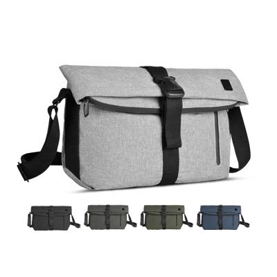 China Business& Newspaper Used OEM 2021 Custom Canvas Messenger Anti-theft Large Capacity Sling Shoulder Bag Outdoor Casual Cross - Waterproof Body Bag for sale