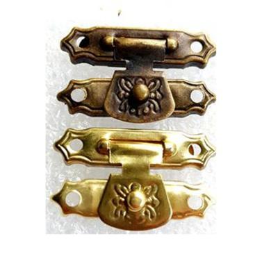 China Decorative Iron Gold Bronze Lock Latches Clasp Buckle Wooden Box Furniture Hook Latch for sale