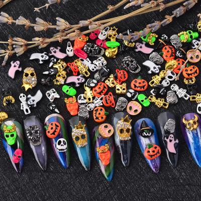 China 2021 Finger Nail Art New Arrival Pumpkin Skull Kawaii Halloween Nail Charms Set Bulk Decorations for sale