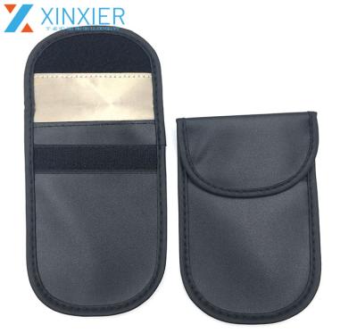 China Eco-friendly Black Cheap Cost PU Car Key Signal Blocker Leather Case With One Locking Bag Inside for sale