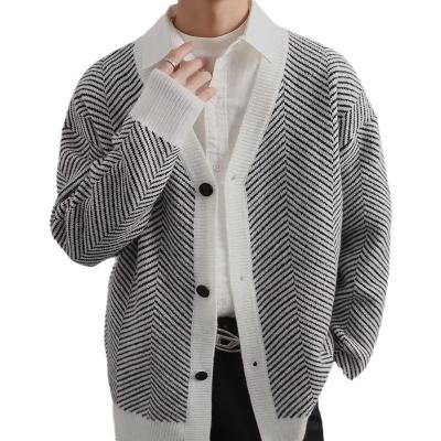 China Anti-wrinkle 2023 Men's Lazy Coat Retro Knitted Cardigan Striped Loose Outer Wear for Autumn and Winter New Release for sale