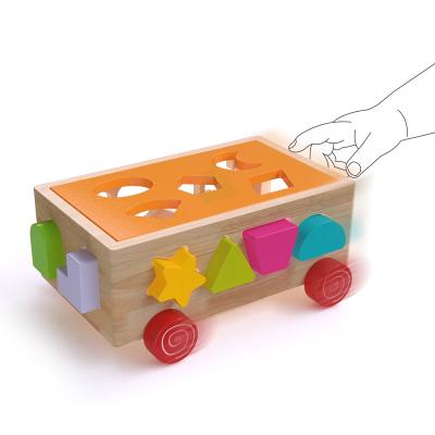 China 2021 new arrivals design multifunctional puzzle 17 hole wooden drag trolley toy environmental protection for sale