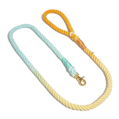 China 2021 Newest Gradient Braided Dog Lead Rope Cotton Dog Lead Luxury Braided Dog Leash Macrame Durable Strong Resistant Viable Color for sale