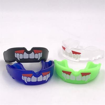 China Hot Sale Boxing Teeth Grinding Product Equipment Silica Gel Double Mouth Guard for sale