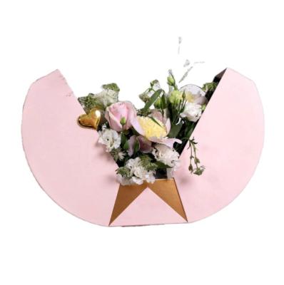 China 2020 Valentine's Day Gift Packing Double Flower Box Gift Box Disposable Sailboat Heart Sailboat Flower Portable Box for sale