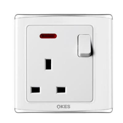 China 2 Ports USB Socket Converter 13A Pin Power Switch Socket With Flame Retardant Hot Selling Flat Neon for sale