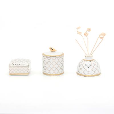 China Three Candle Jar Powder Box Bedroom Minimalist BR024 Ceramic Bathroom Set for sale