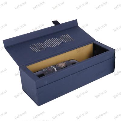 China Recycled Materials custom fashion wine gift Magnetic Lid rigid cardboard Shipping paper packaging boxes and bag with rope handle for sale