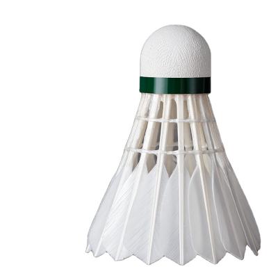 China Hot Sale Super Durable Sport Good Flight V Duck Feather Badminton Shuttlecock for sale