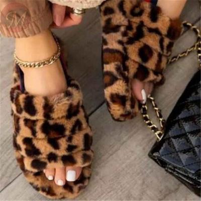 China 2020 hot sale summer fashion set sandals all-match woman waterproof slippers matching slugged bottom sandal for sale