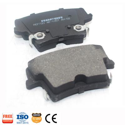 China brake pads for CHRYSLER 300 AWD/DODGE Challenger SXT D1057 05139191AA / 05175818AA GDB4135 101.4*57.5*17.8mm for sale