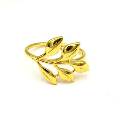 China Stocked Hotel Metal Leaves Napkin Ring Maple Leaf Napkin Ring Factory Wholesale Napkin Ring Wedding Decoration for sale