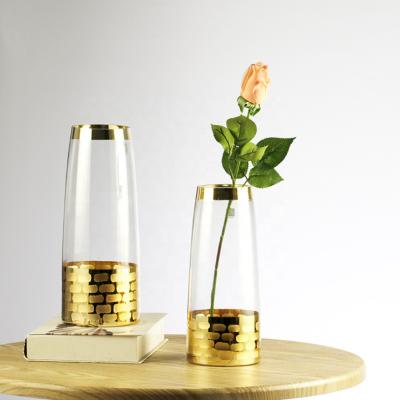 China Gold Vase Glass Hydroponic Plant Modern Creative Electroplating Frosted Glass Vase for sale