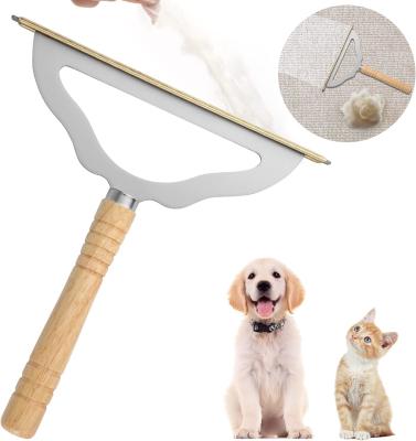 China V2.0 Large Carpet Rake Pet Hair Remover, Reusable Long Handle Low Pile Carpet Scraper Fluff Remover for sale