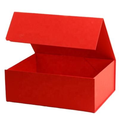 China Recyclable Custom Logo Red Magnetic Gift Box For Bridesmaid for sale