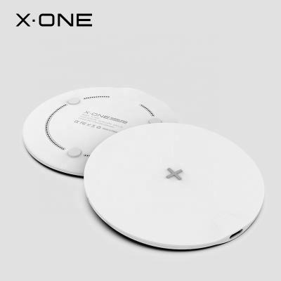 China Support Fast Charging 15W Fast Wireless Charging Wireless Charger Pad Fast Round Wireless Charger For iPhone for sale