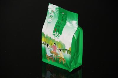 China Green Tea Quad Seal Bags PE/PET/AL Moisture Proof With Tear Notch for sale