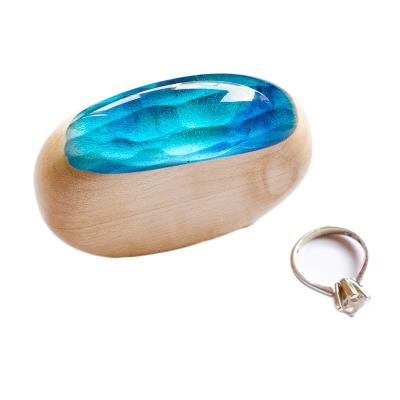 China Jewelry Sotrage Engagement Ring Box Inspired by Ocean Thin Beach Oval Jewelry Box for sale