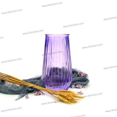 China New classic/postmodern clear vase colored glass vase for sale