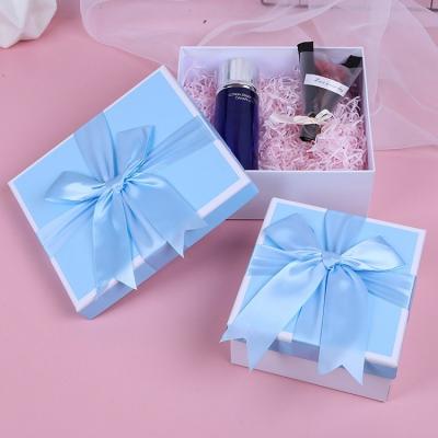 China Disposable Custom Lid Box Luxury Big Pink Blue Gift Boxes for Gift Set with Bowknot for sale