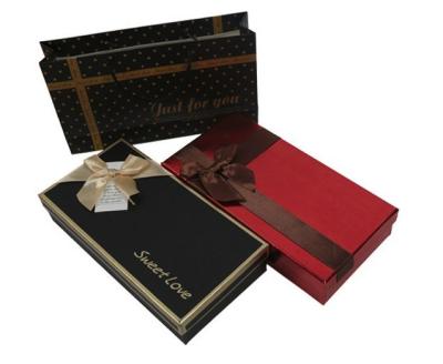 China Folded Magnetic Luxury Gift Boxes With Hot Stamping Pattern Paper Material for sale