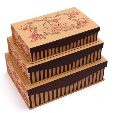 China Magnetic Grey Board Apparel Gift Boxes With Silk Cloth Covering , Tie / Perfume / Jewelry Boxes for sale