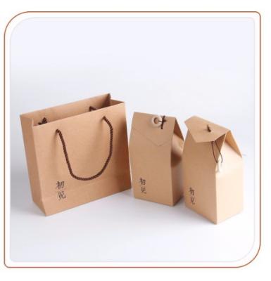 China Customized Card Paper Shopping Bag, Personalized Paper Packaging Bags With Handles for sale