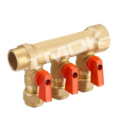 China Commercial Brass Kitchen Sand Blasting Three Ways Water Manifold for sale