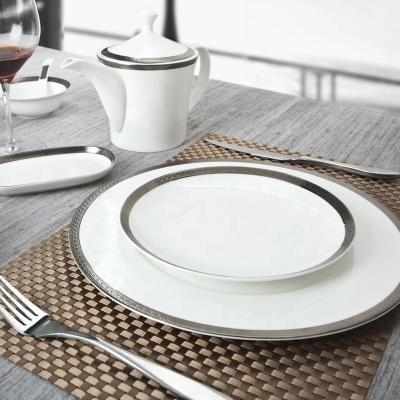 China Sustainable Luxury European Resort Style Bone China Wedding Sliver Decal Fine Dinner Set for sale