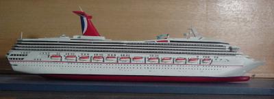 China Distinctive Destiny Carnival Cruise Ship Models Resin Figurine For Decoration for sale